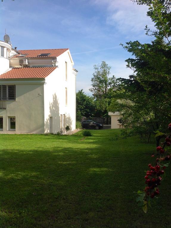 Apartament Majda *